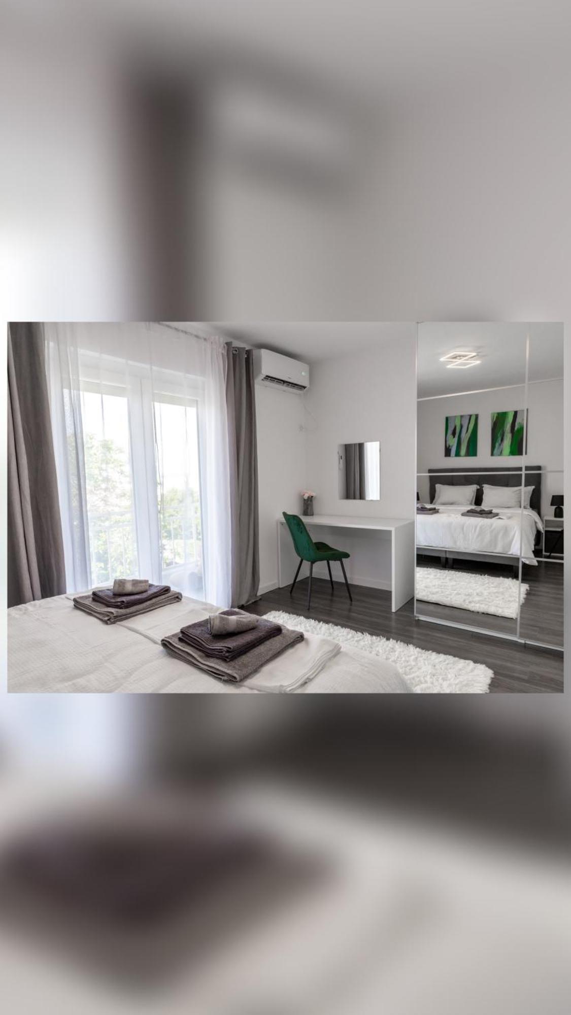 Apartment Queen By Lucija